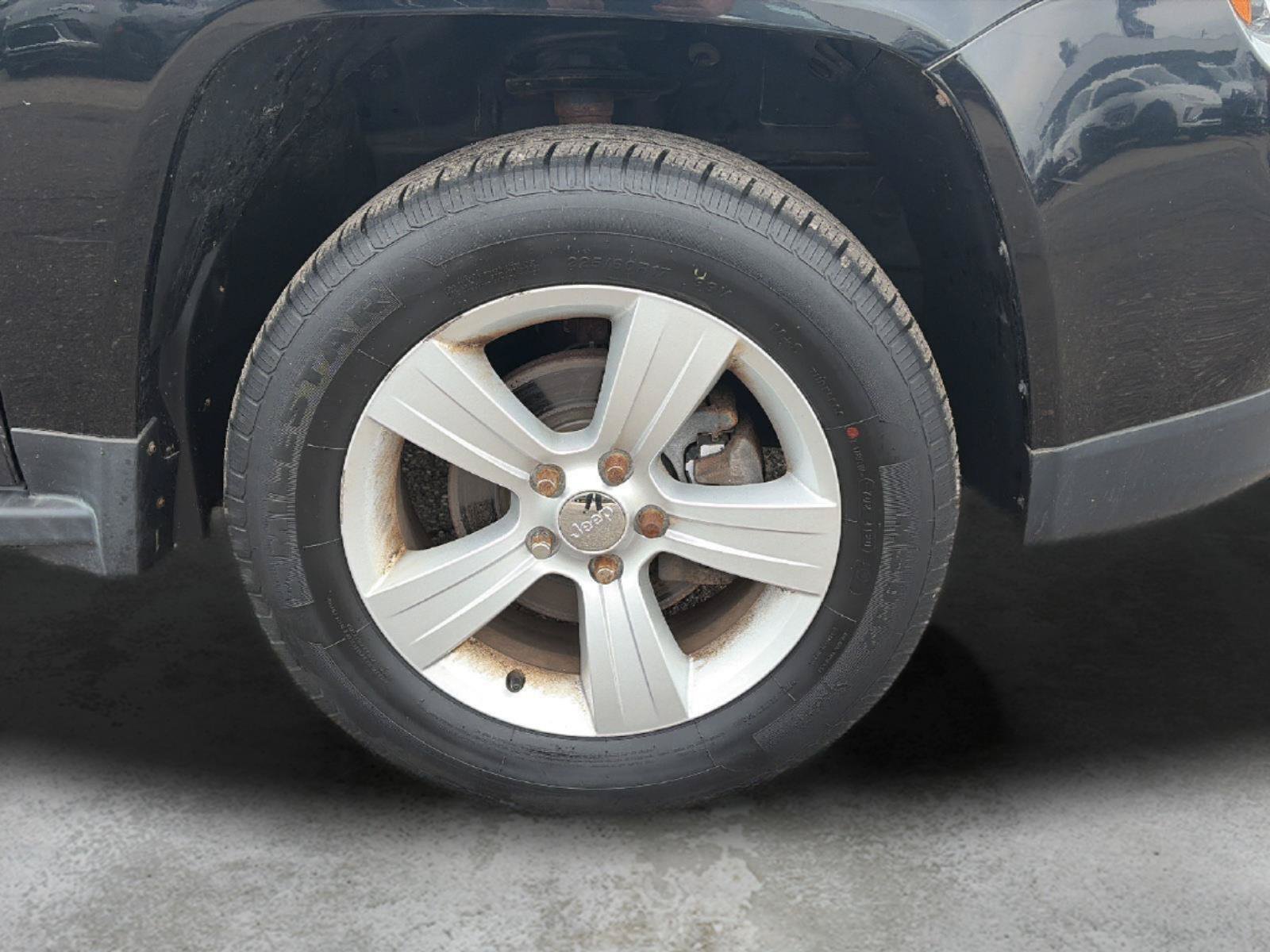 Used 2016 Jeep Compass Sport w/ Power Value Group AWD/4WD image 9