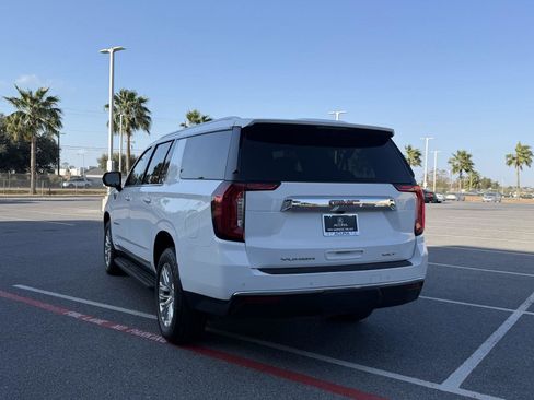 Used 2023 GMC Yukon XL SLT image 24