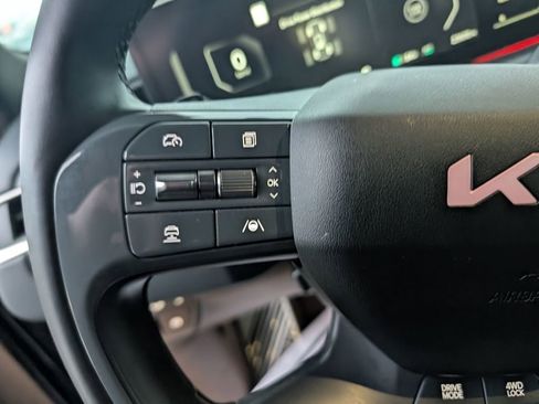 Used 2024 Kia EV9 GT-Line image 17