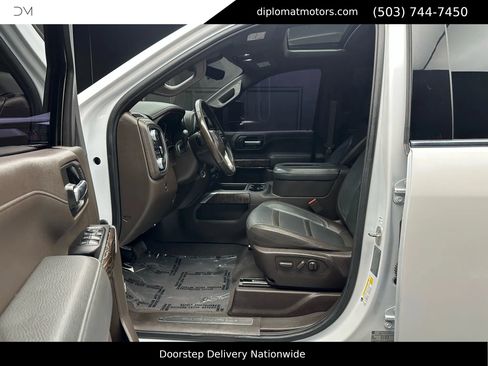 Used 2020 GMC Sierra 3500 Denali w/ Denali Ultimate Package image 18
