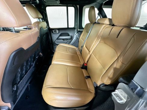 Used 2022 Jeep Wrangler Unlimited Rubicon 4xe image 22