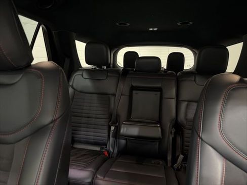 Used 2025 Ford Explorer ST-Line RWD image 19