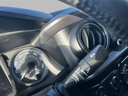 Used 2020 Toyota Tacoma TRD Off-Road image 26