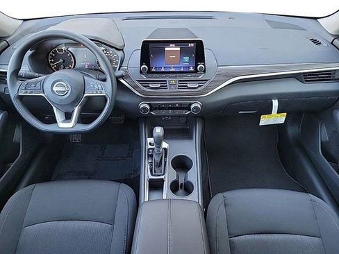 New 2026 Nissan Altima 2.5 SV image 15