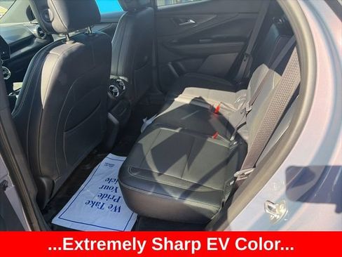 Used 2024 Chevrolet Blazer EV LT AWD/4WD image 14
