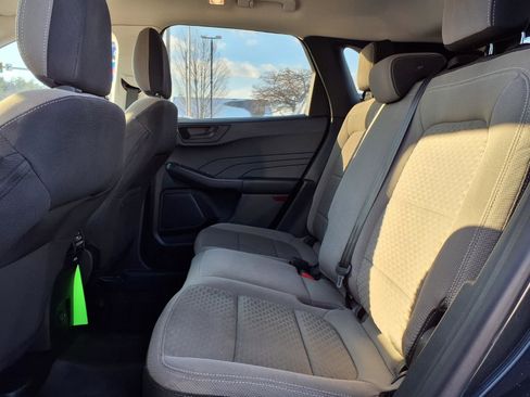 Used 2022 Ford Escape SE w/ SE Sport Appearance Package image 7