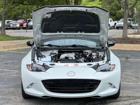 Used 2016 MAZDA MX-5 Miata Sport RWD image 32