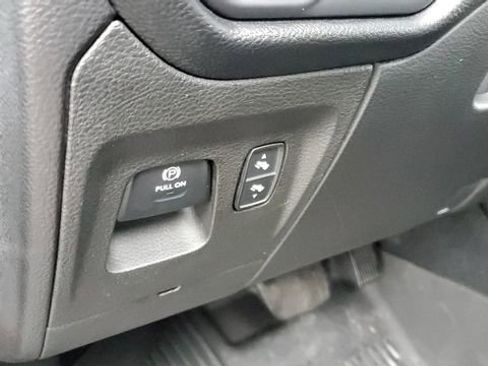 Certified 2019 RAM 1500 Big Horn image 5