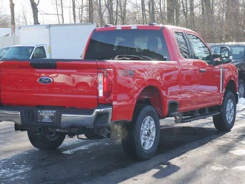 New 2026 Ford F250 XLT w/ FX4 Off-Road Package AWD/4WD image 9