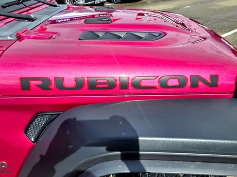 Certified 2021 Jeep Wrangler Unlimited Rubicon w/ Xtreme Recon 35" Tire Package image 22