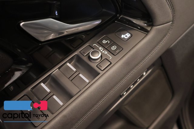 Used 2020 Land Rover Range Rover Evoque SE AWD/4WD image 10