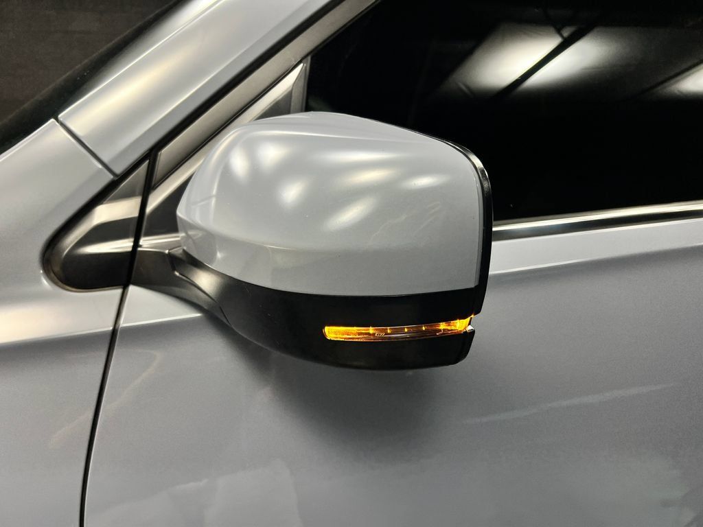 Used 2025 Honda Pilot Elite image 27