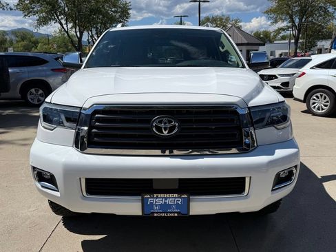 Used 2018 Toyota Sequoia Limited w/ Safety & Convenience Package AWD/4WD image 9