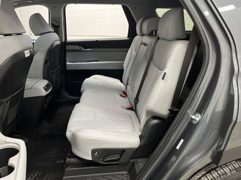 Used 2025 Hyundai Palisade SEL image 32