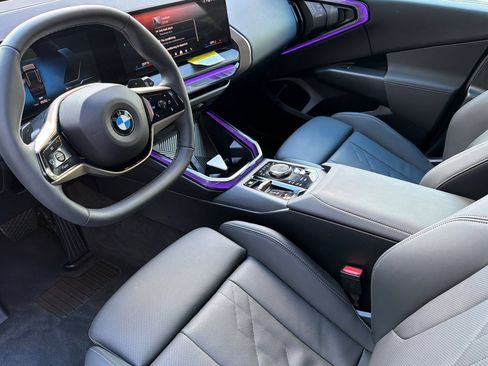 Used 2025 BMW X3 xDrive30i w/ Premium Package image 11