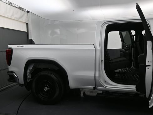 Used 2024 GMC Sierra 1500 Pro w/ Pro Value Package AWD/4WD image 10