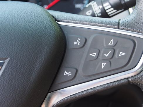 Used 2021 Chevrolet Equinox LS w/ LS Convenience Package FWD image 22