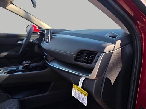 New 2026 Nissan Rogue SV image 11