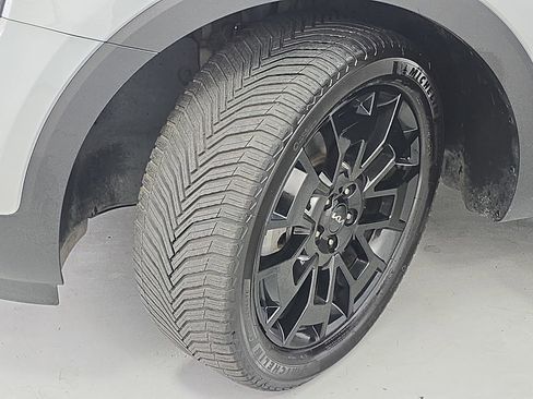 Used 2022 Kia Telluride SX w/ Nightfall Edition Package image 34