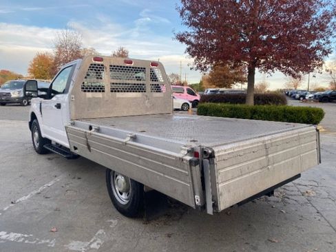 Used 2017 Ford F250 XL image 9