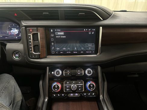 Certified 2023 GMC Yukon Denali Ultimate image 33