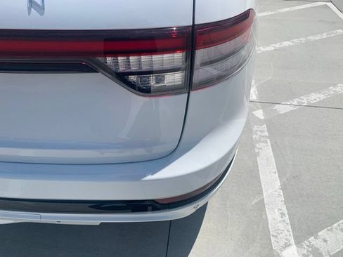 Used 2026 Lincoln Aviator Reserve AWD/4WD image 5
