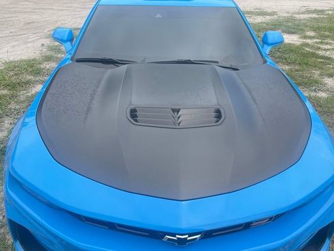 Used 2023 Chevrolet Camaro SS RWD image 8
