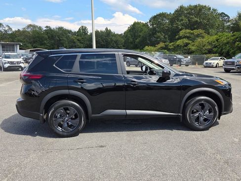 New 2026 Nissan Rogue SV FWD image 11