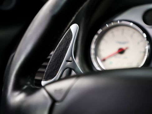 Used 2003 Aston Martin Vanquish image 20