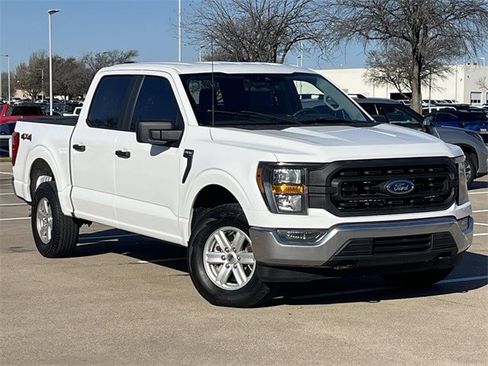 Used 2023 Ford F150 XL w/ Trailer Tow Package image 2