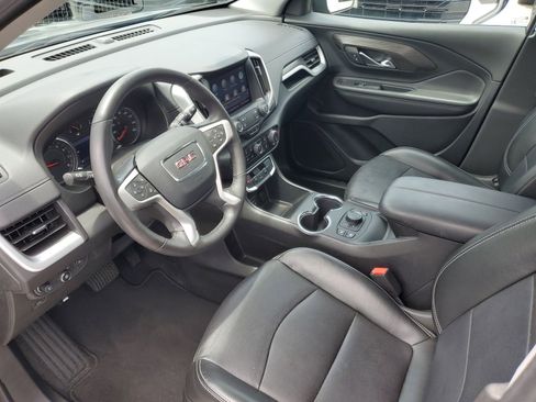 Used 2022 GMC Terrain SLT w/ LPO, Floor Liner Package FWD image 19
