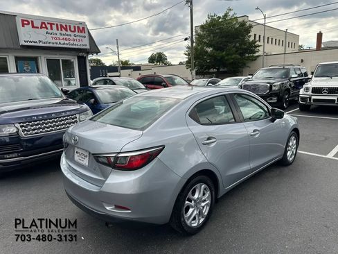 Used 2017 Toyota Yaris iA FWD image 5