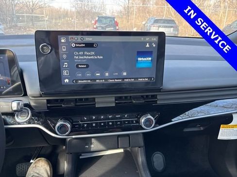 Used 2025 Honda Prologue Touring image 7