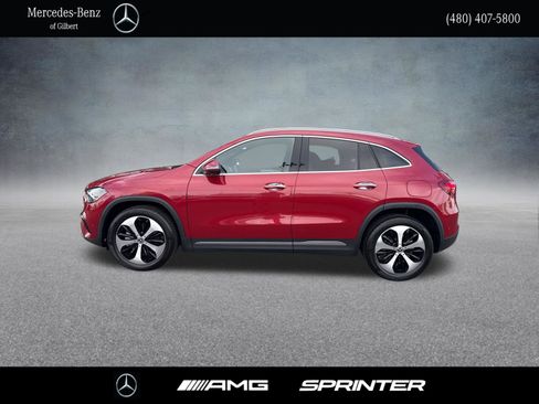 Certified 2025 Mercedes-Benz GLA 250 image 2