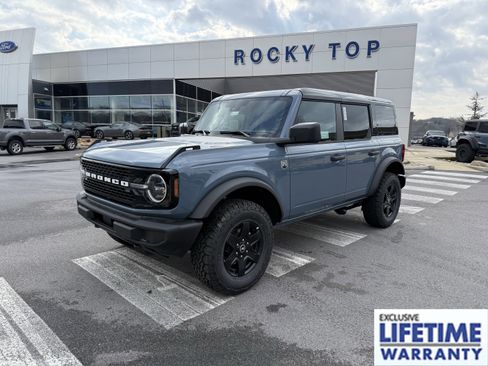 New 2025 Ford Bronco Big Bend image 1