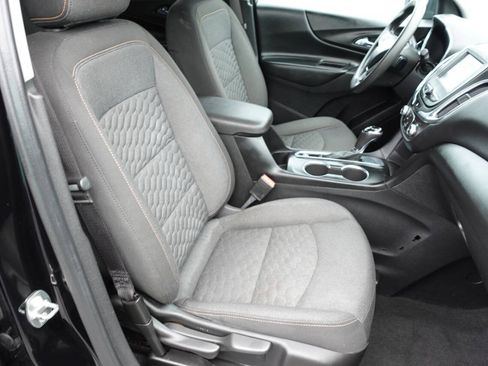 Used 2018 Chevrolet Equinox LT FWD image 30