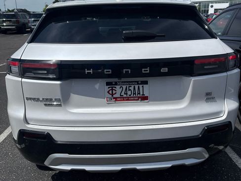 Used 2025 Honda Prologue Touring image 4