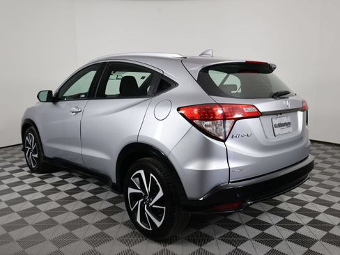 Used 2019 Honda HR-V Sport image 4