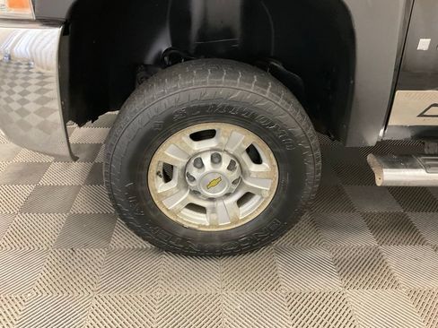 Used 2008 Chevrolet Silverado 2500 LTZ w/ Safety Package AWD/4WD image 9