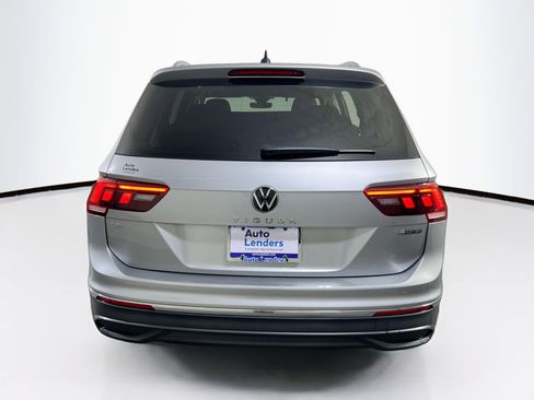 Used 2023 Volkswagen Tiguan SE image 6