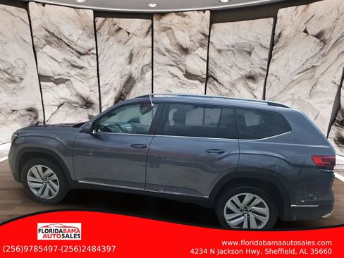 Used 2021 Volkswagen Atlas SEL image 3