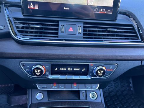 Used 2021 Audi Q5 2.0T Premium Plus w/ Premium Plus Package image 42