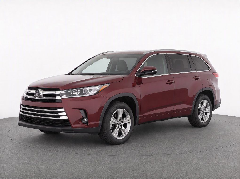 Used 2017 Toyota Highlander Limited FWD image 2
