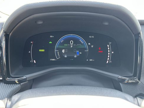 Used 2025 Toyota Camry SE w/ Multimedia Upgrade Package FWD image 10