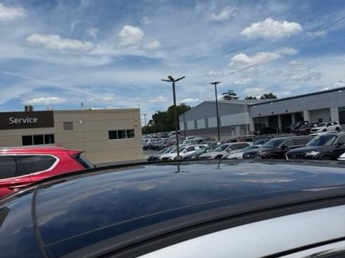 Used 2020 Ford Escape SE FWD image 11