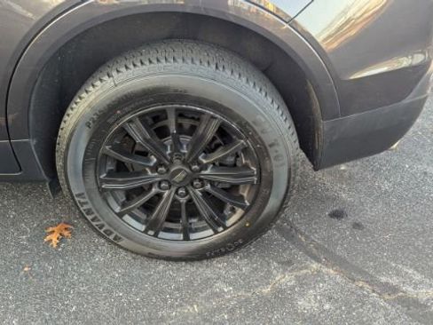 Used 2019 Cadillac XT5 Luxury image 10