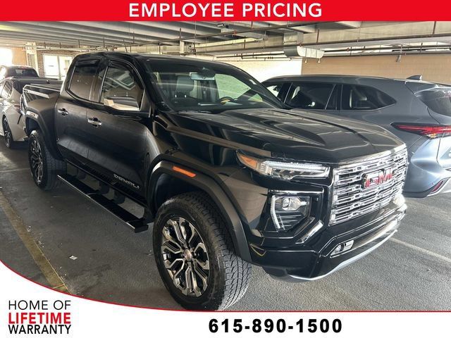 Used 2024 GMC Canyon Denali AWD/4WD image 1