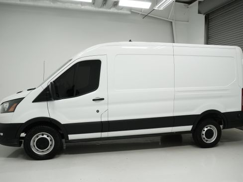 Used 2020 Ford Transit 250 Medium Roof w/ Load Area Protection Package image 6