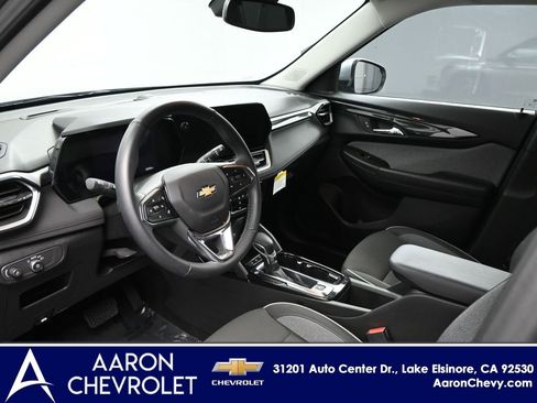 New 2025 Chevrolet TrailBlazer LT w/ Convenience Package image 7