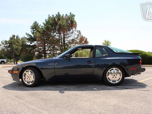 Used 1987 Porsche 944 S image 29